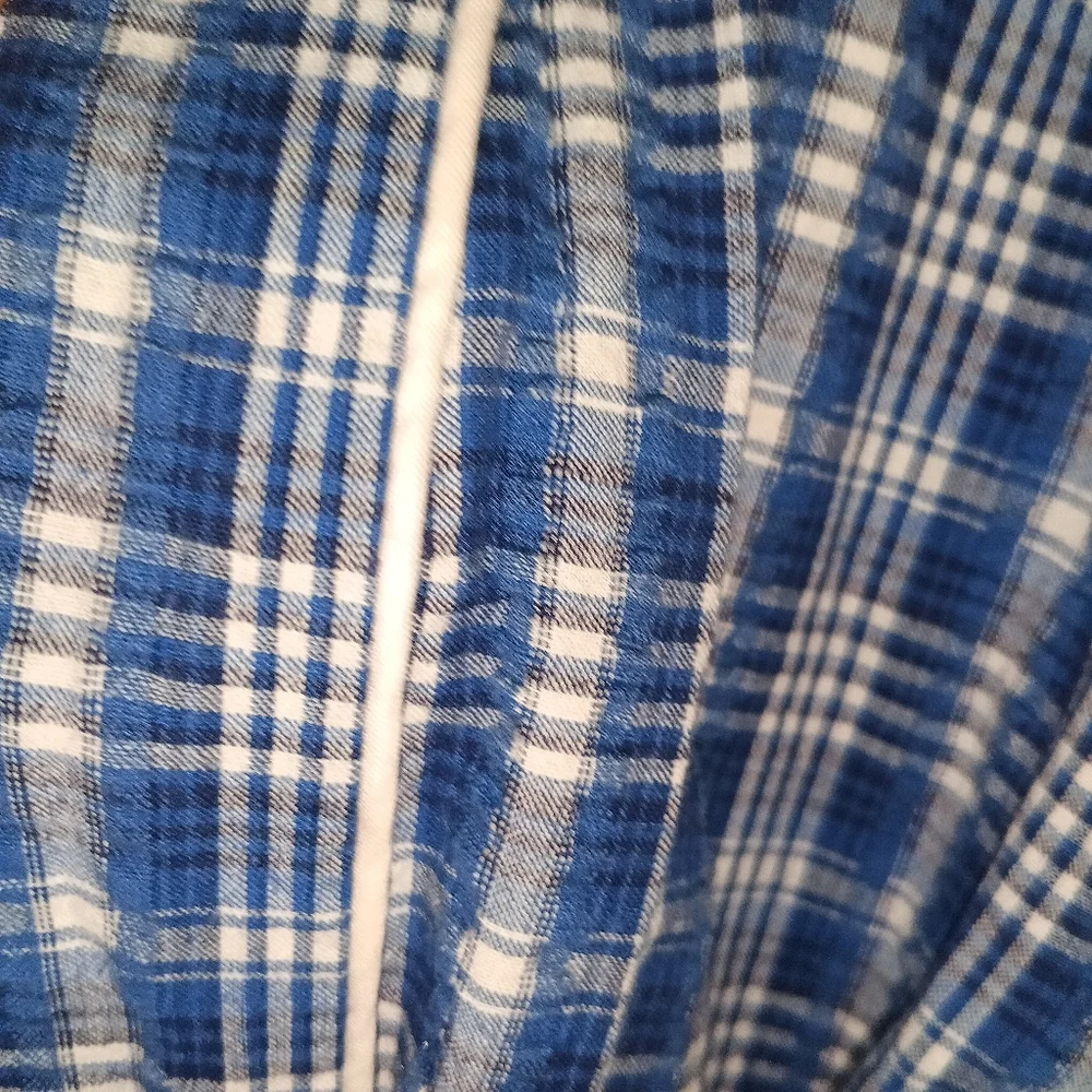 Blue Plaid Seersucker Robe - Picture 4 of 8